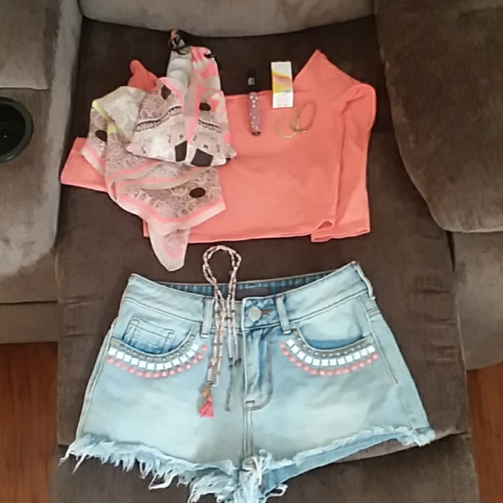 Kendall & Kylie High Rise Cut Off Shorts